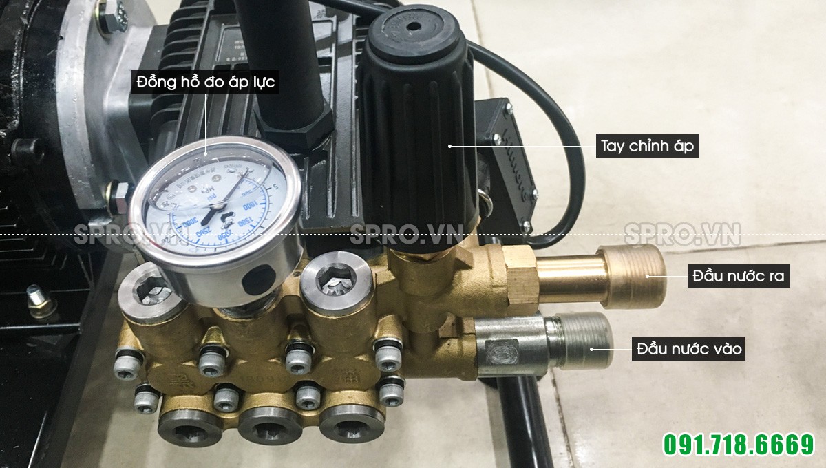 Máy xịt rửa xe cao áp Himore 0719 