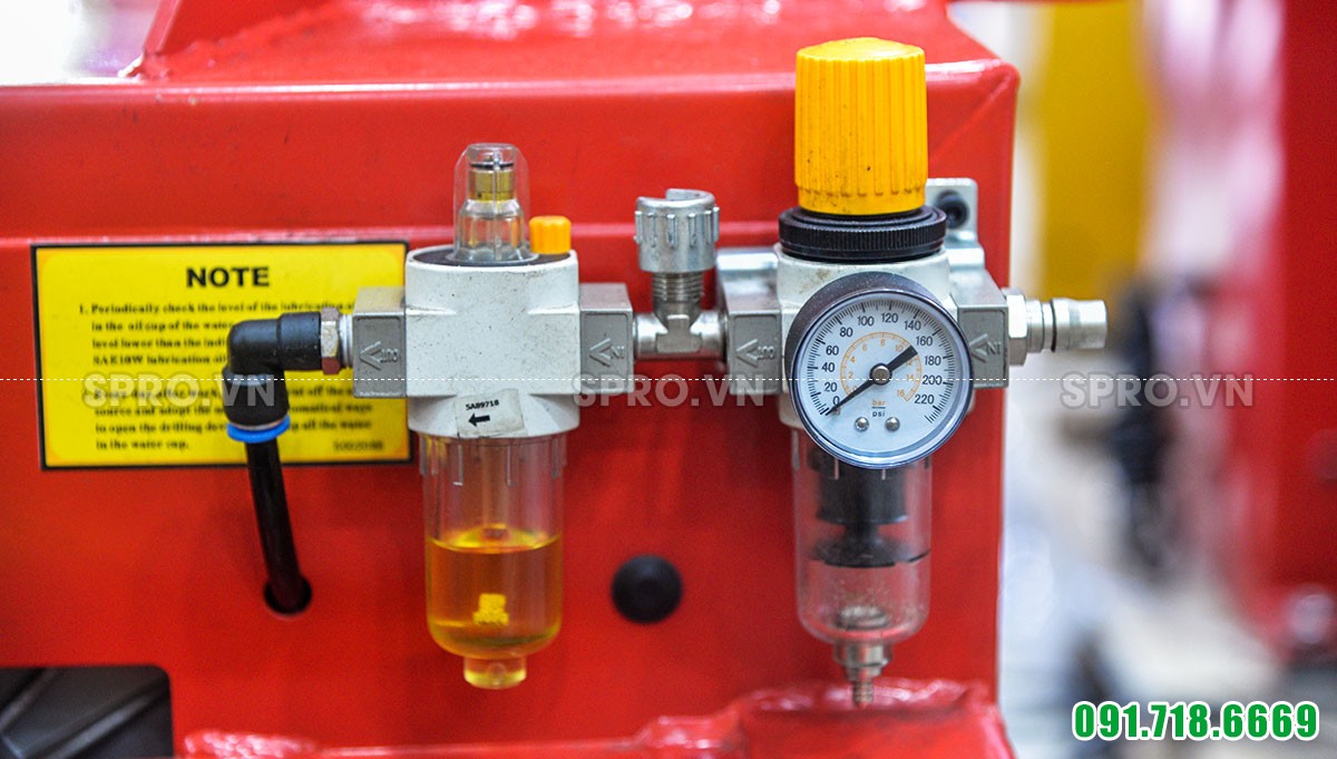Máy tháo vỏ, Máy ra vào vỏ xe du lịch nk nk324 của pháp
