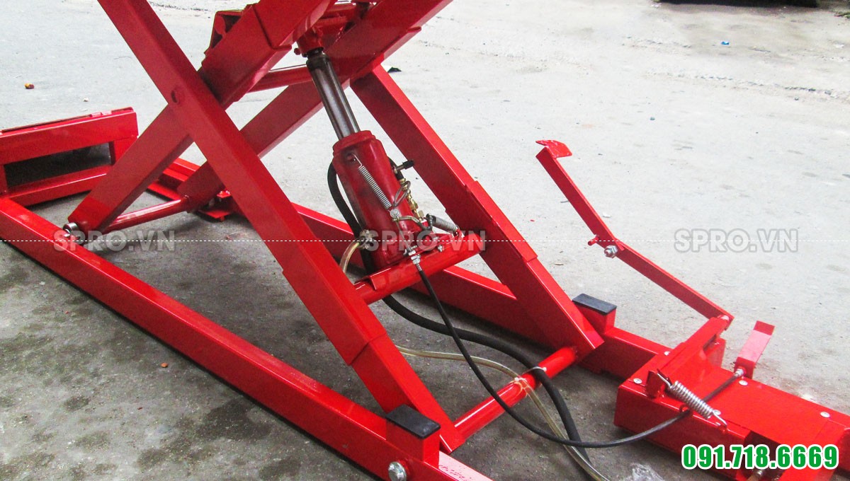 Hệ thống ty thủy lực bàn nâng cơ đạp chân