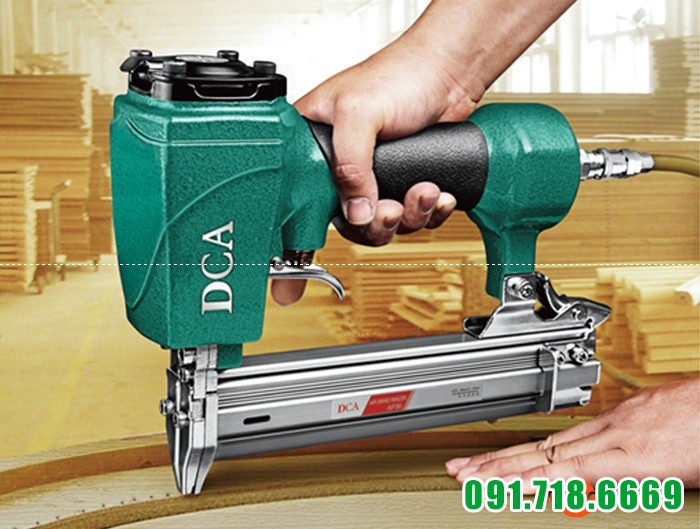 Súng bắn đinh thẳng DCA AF30