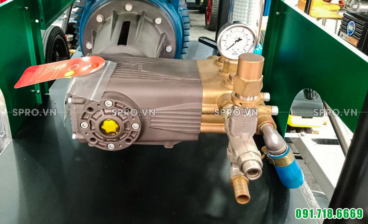 Đầu bơm máy rửa xe siêu cao áp Botu BFC-2250