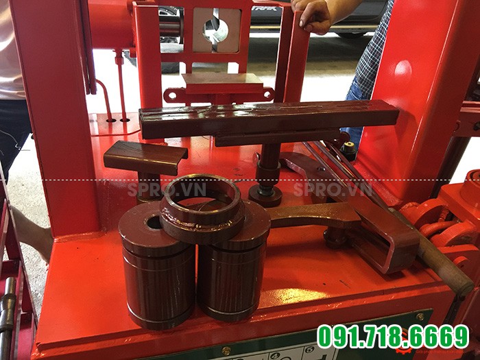 chi tiết Máy nắn khung càng xe máy, nắn mâm, ép chảng ba AT618