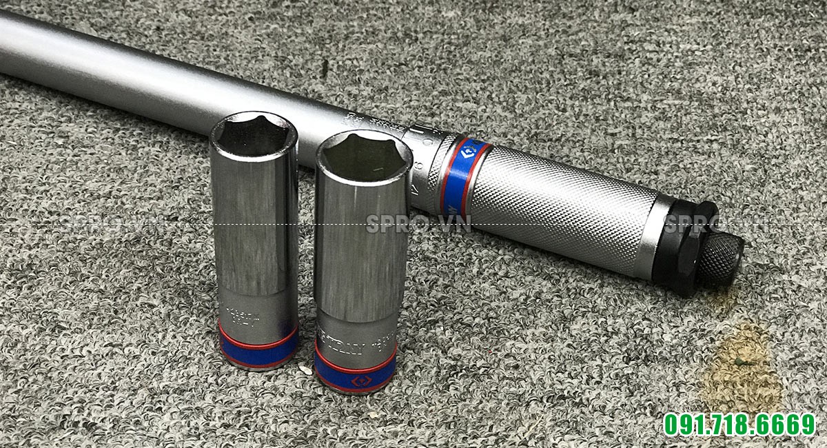 Ống tuýp tặng kèm cờ lê lực Kingtony 34423-2A