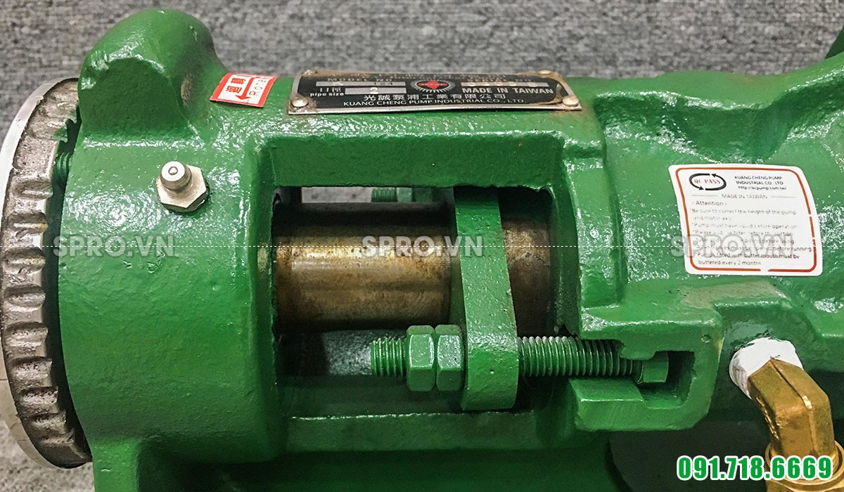 Đầu bơm bánh răng K142 2