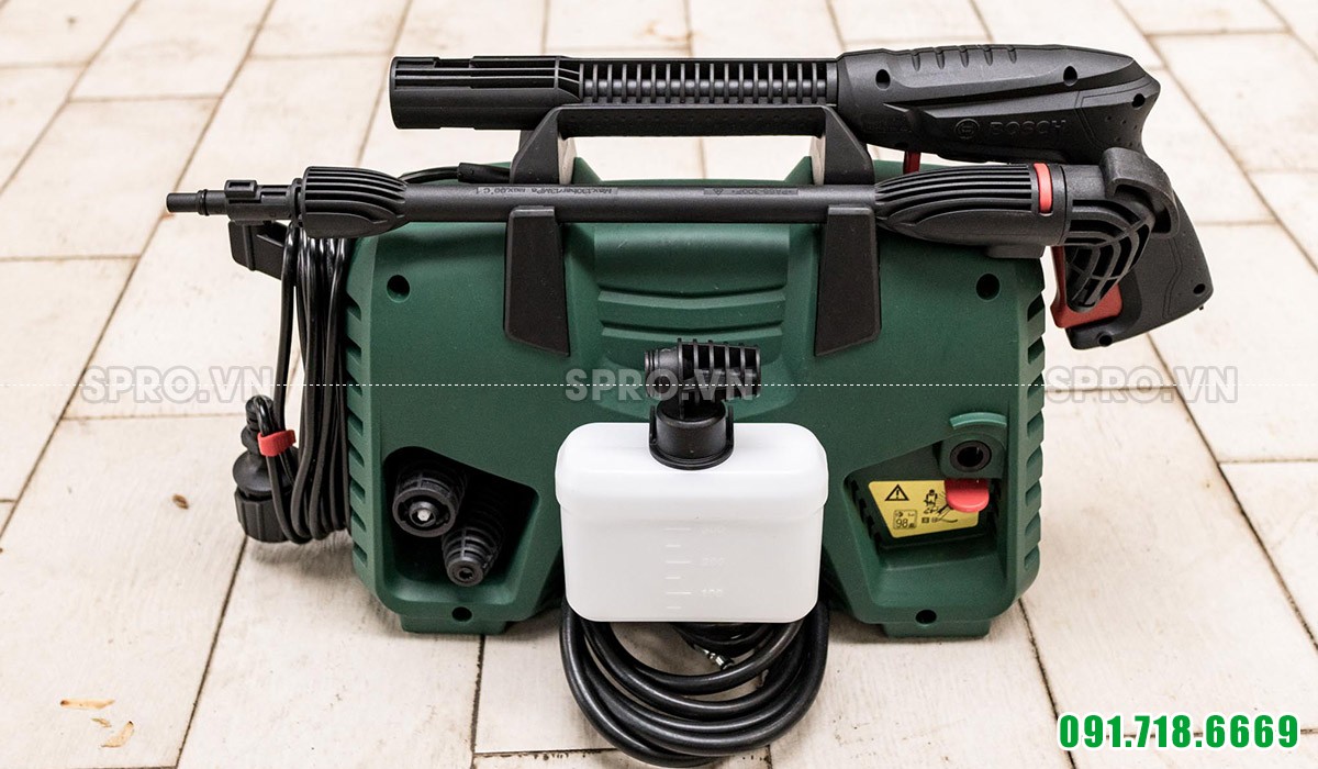 Máy rửa xe dành cho gia đình Bosch Aquatak 33-11
