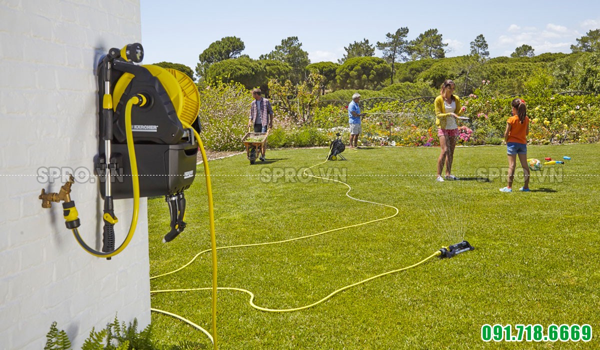 Guồng dây dài giúp bạn sử dụng máy rửa xe Karcher đơn giản và dễ dàng hơn
