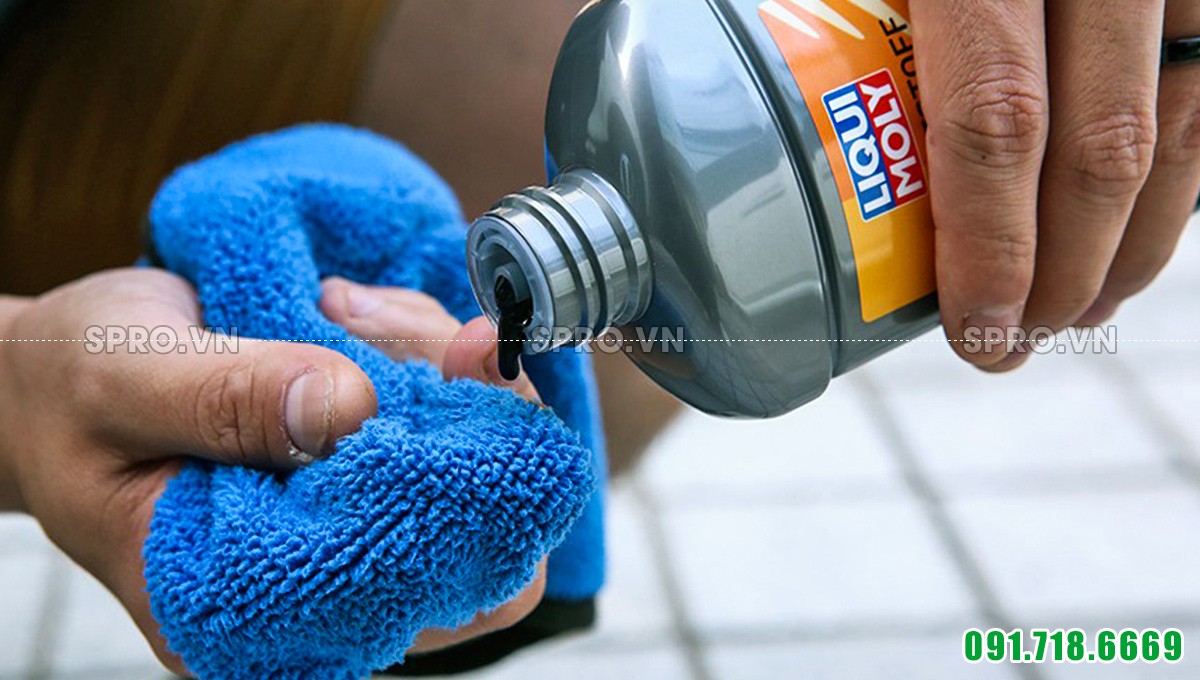 Hóa chất phục hồi làm mới nhựa ngoại thất xe LIQUI-MOLY 1552 250ml