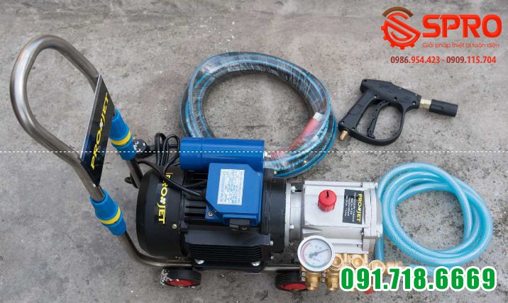 máy rửa xe cao áp p1300 hay máy rửa xe máy