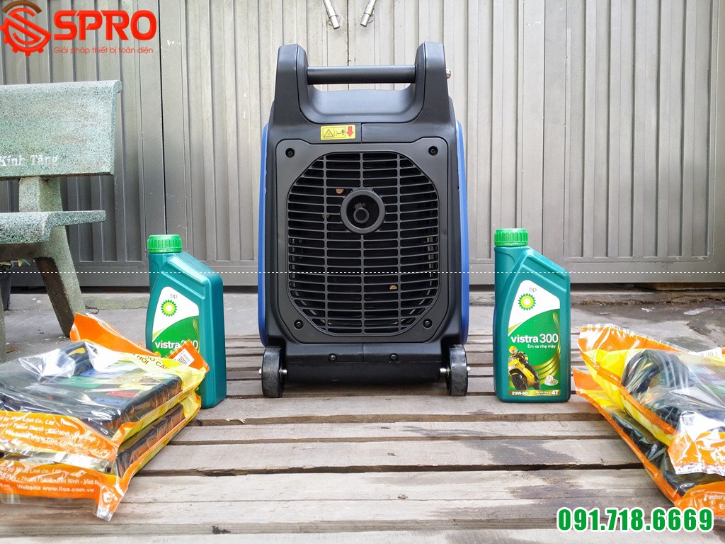 Hình ảnh mặt sau của máy phát điện GSMOON XYG3500i