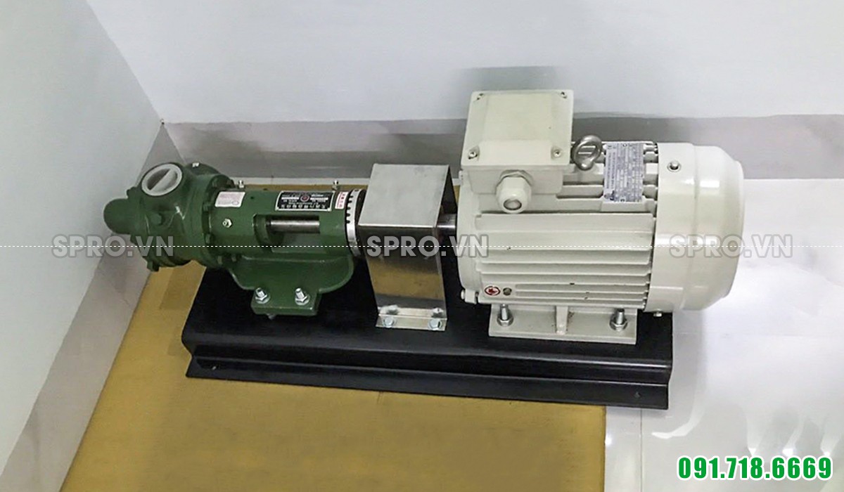 Máy bơm bánh răng HL4124