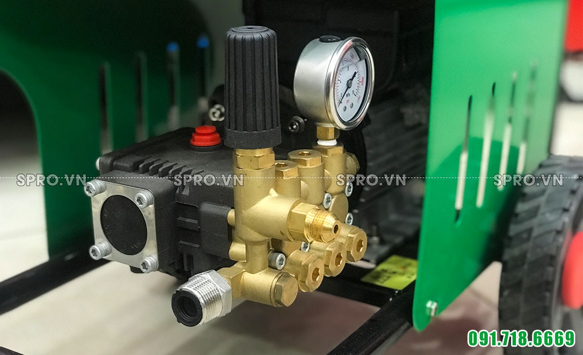 Đầu nước vào nước ra máy rửa xe cao áp Botu L-1008B2