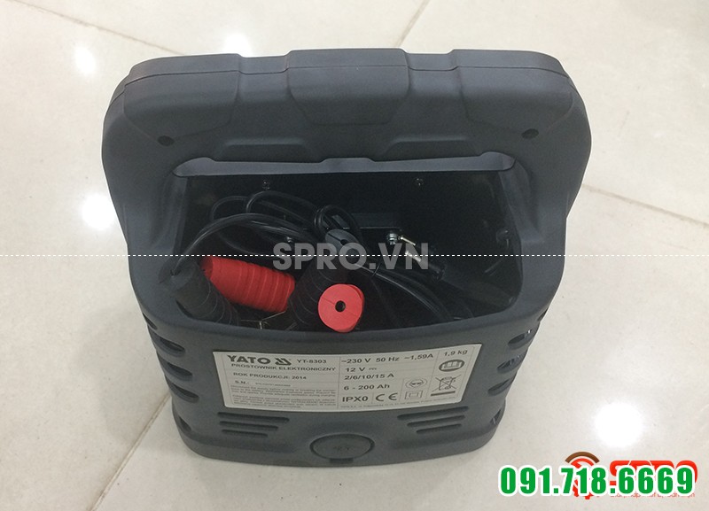 Máy sạc bình, Máy nạp điện bình ắc quy 12V 15A YATO YT-8303