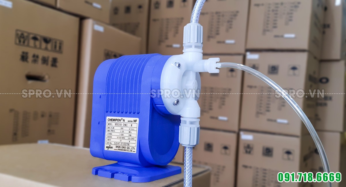 Bơm định lượng hóa chất Nikkiso NFH200 DME M chính hãng
